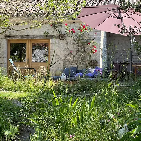 Le Causse En Quercy Montaigu-de-Quercy