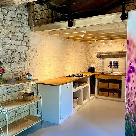 Le Causse En Quercy בית נופש