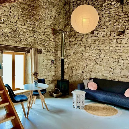 Holiday home Le Causse En Quercy *